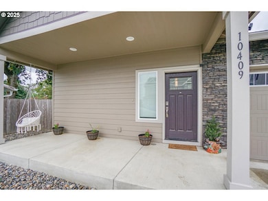 10409 NE 63rd Cir, Vancouver, WA 98662 - photo 4
