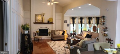 9271 Crescent Ln, La Plata, MD 20646 - photo 7