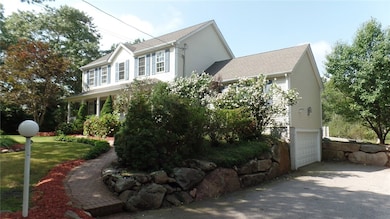 40 Blue Ridge Dr, Charlestown, RI 02813 - photo 2