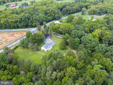 2014 Crums Church Rd, Berryville, VA 22611 - photo 7