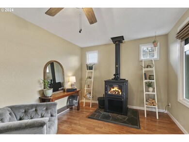 607 Getchell Ave, Amity, OR 97101 - photo 7