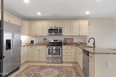 5806 Anna Ave, Williston, ND 58801 - photo 7