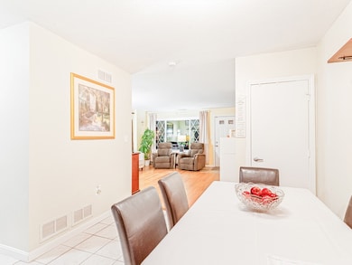 945 Riverside Dr unit 2A, Methuen, MA 01844 - photo 6