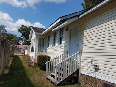 220 N Dewey Ave, Douglas, GA 31533 - photo 4
