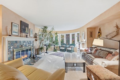 142 Cambridge St, Saint Paul, MN 55105 - photo 6