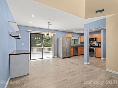 207 Cheyenne Ct unit 207, Asheville, NC 28803 - photo 4