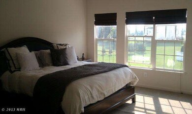 23211 Yellowwood Dr, Clarksburg, MD 20871 - photo 3