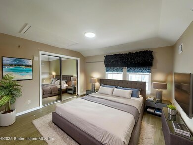 586 Oder Ave, Staten Island, NY 10304 - photo 5