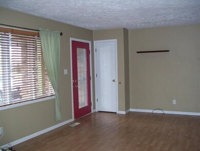 207 W Redwood Dr, North Platte, NE 69101 - photo 3