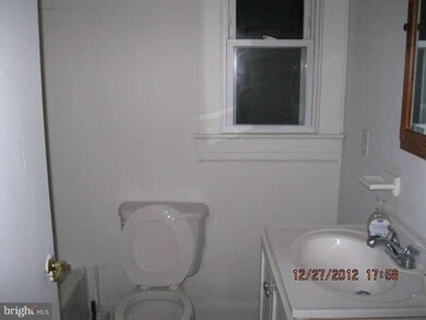 517 21st St, West Point, VA 23181 - photo 4