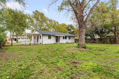 7513 W Galoway Ave, Wichita, KS 67212 - photo 5