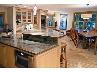 Kitchen. Gourmet open concept...