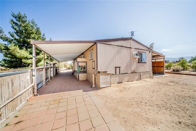 9847 Sonora Rd, Phelan, CA 92371 - photo 5