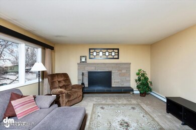 02-Living Room Unit 2 MS_6940