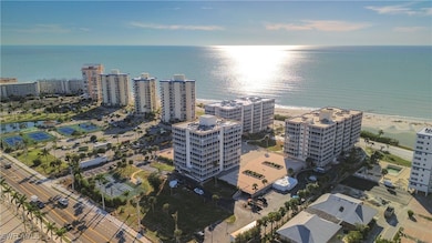 Bird's eye view featuring a beach view and a water