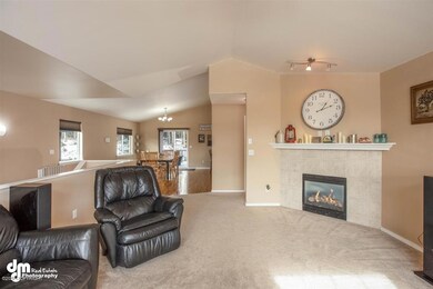 05-Living Room-ELKO8250-Edit-Edit