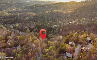 03-1758-Red-Bone-Way-Sevierville-TN-3