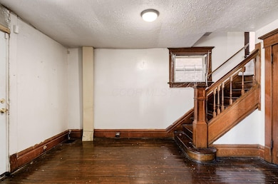 004_Ave Columbus OH 43206 USA