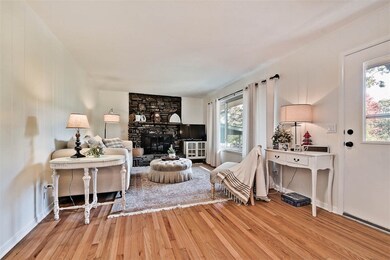 23 Grisham Dr, Bella Vista, AR 72715 - photo 2