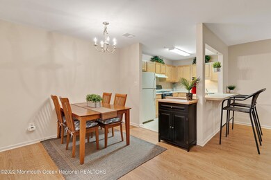 228 Wedgewood Cir, Middletown, NJ 07748 - photo 5