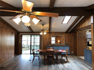 829 Santa Anna Dr, Alamo, TX 78516 - photo 7