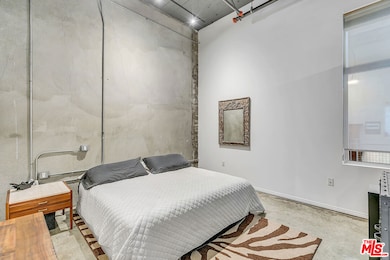 Flower Street Lofts unit 311, Los Angeles, CA 90015 - photo 4