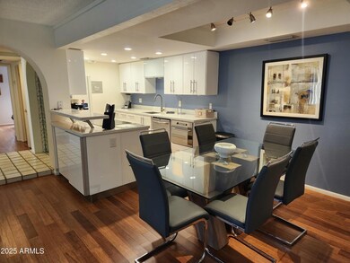 7557 N Dreamy Draw Dr unit 184, Phoenix, AZ 85020 - photo 3