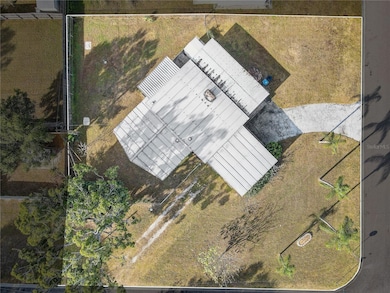 1000 61st Ave N, Saint Petersburg, FL 33703 - photo 3