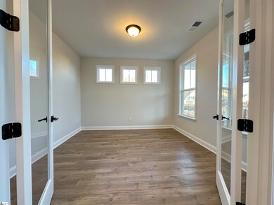 124 Bucklick Creek Ct, Simpsonville, SC 29680 - photo 3