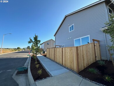 1800 SE Hankel St unit 1, Dallas, OR 97338 - photo 3