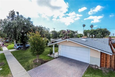 267 Hanover Dr, Costa Mesa, CA 92626 - photo 5