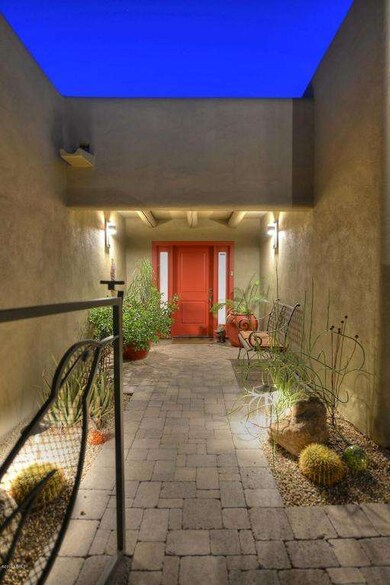 006_Front Entry