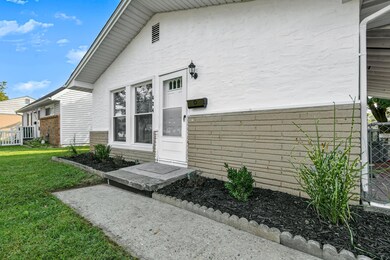 624 Savannah Dr, Columbus, OH 43228 - photo 5