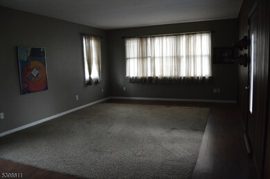 92 Oak Grove Rd, Flemington, NJ 08822 - photo 5