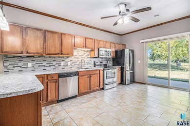 1106 E Carra Place, Sioux Falls, SD 57108 - photo 3