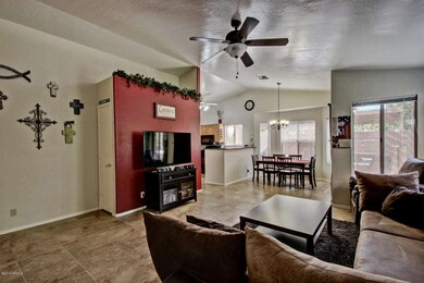 651 N Maple St, Chandler, AZ 85226 - photo 4