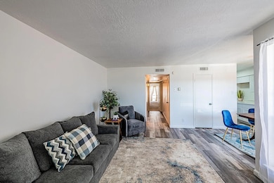 4601 Carlisle Blvd NE unit A16, Albuquerque, NM 87109 - photo 5