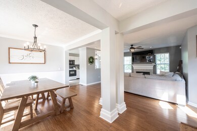 12738 Buff Stone Ct, Fishers, IN 46037 - photo 6