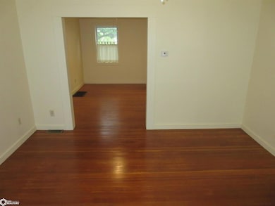 822 S 14th St, Keokuk, IA 52632 - photo 5