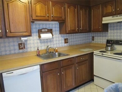 142 Quincy Shore Dr unit 156, Quincy, MA 02171 - photo 2