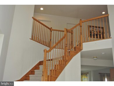 35 Sussex Ln, East Windsor, NJ 08520 - photo 2