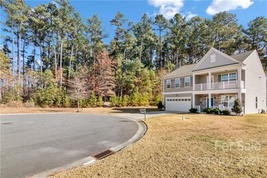 So much space being the only home on it's cul-de-sac