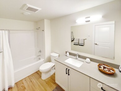 Photos are representative of builder's finished product.