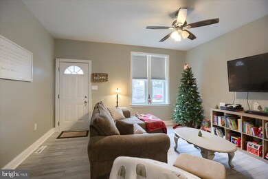 129 N 5th St, Columbia, PA 17512 - photo 2