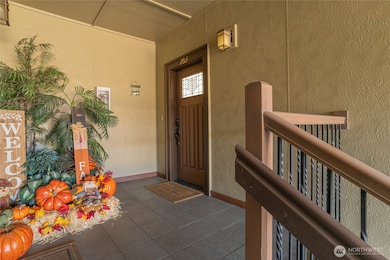 1051 N Baker Ave unit B 203, East Wenatchee, WA 98802 - photo 2