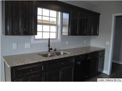 Kitchen with custom cabintes