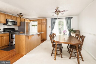 8521 Woodfall Rd, Nottingham, MD 21236 - photo 5