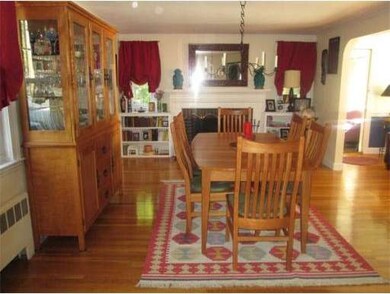 607 Blue Hills Pkwy, Milton, MA 02186 - photo 2