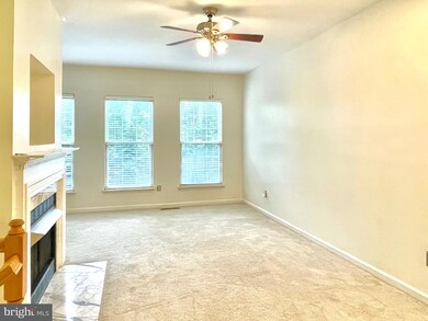 12518 Heykens Ln unit 1302, Bristow, VA 20136 - photo 5