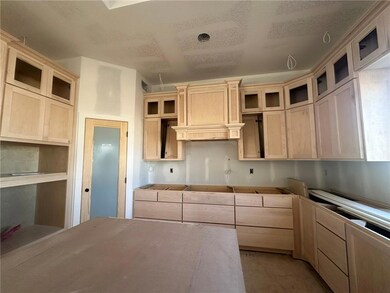 15474 W 171st Place, Olathe, KS 66062 - photo 7